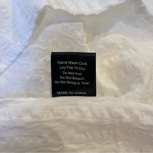 NWOT VICI Sweet Mary Crochet Lace Top - Picture 13 of 15